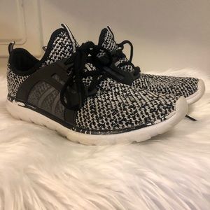 black and white champion sneakers